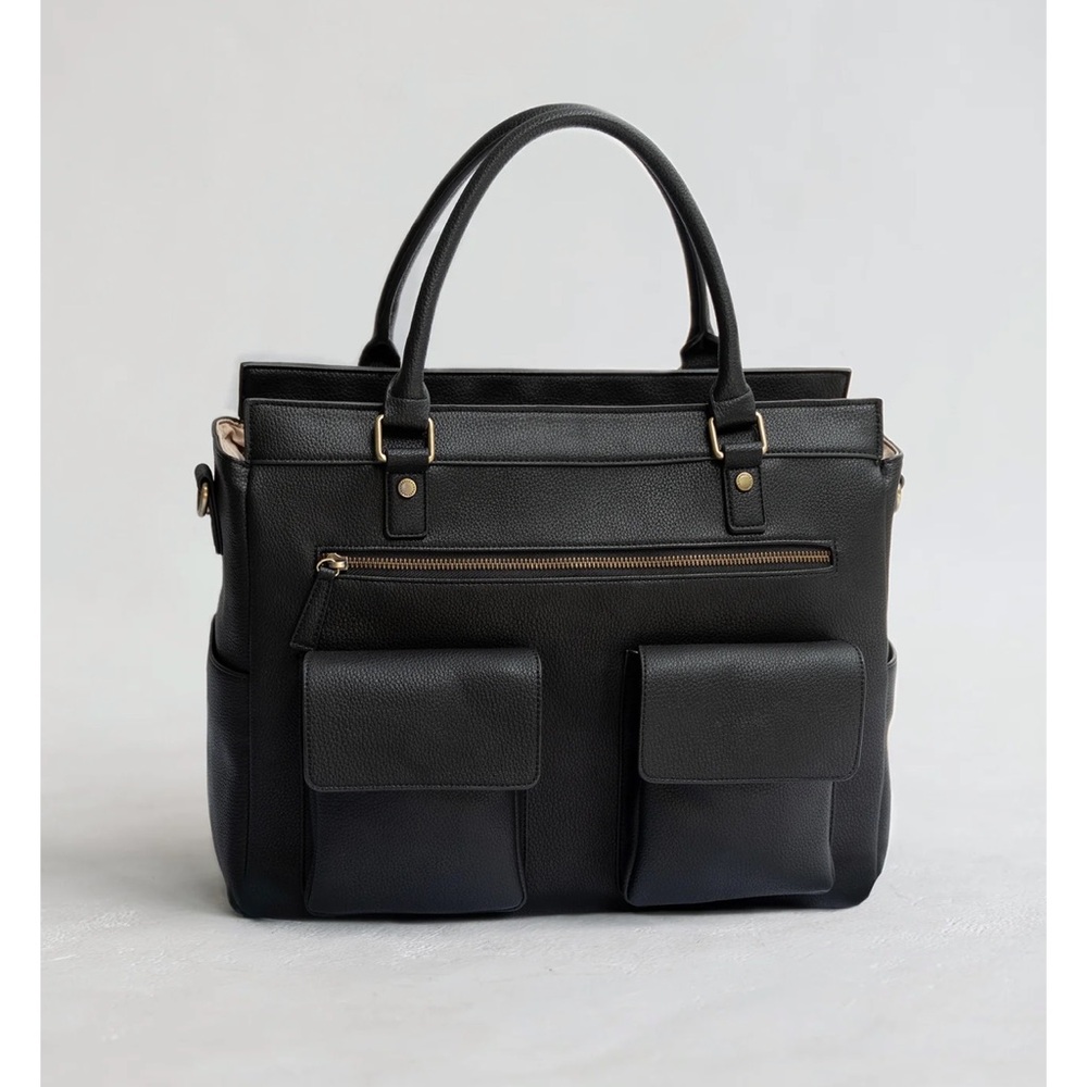 ISO Kamrette Avana bag in black only!
